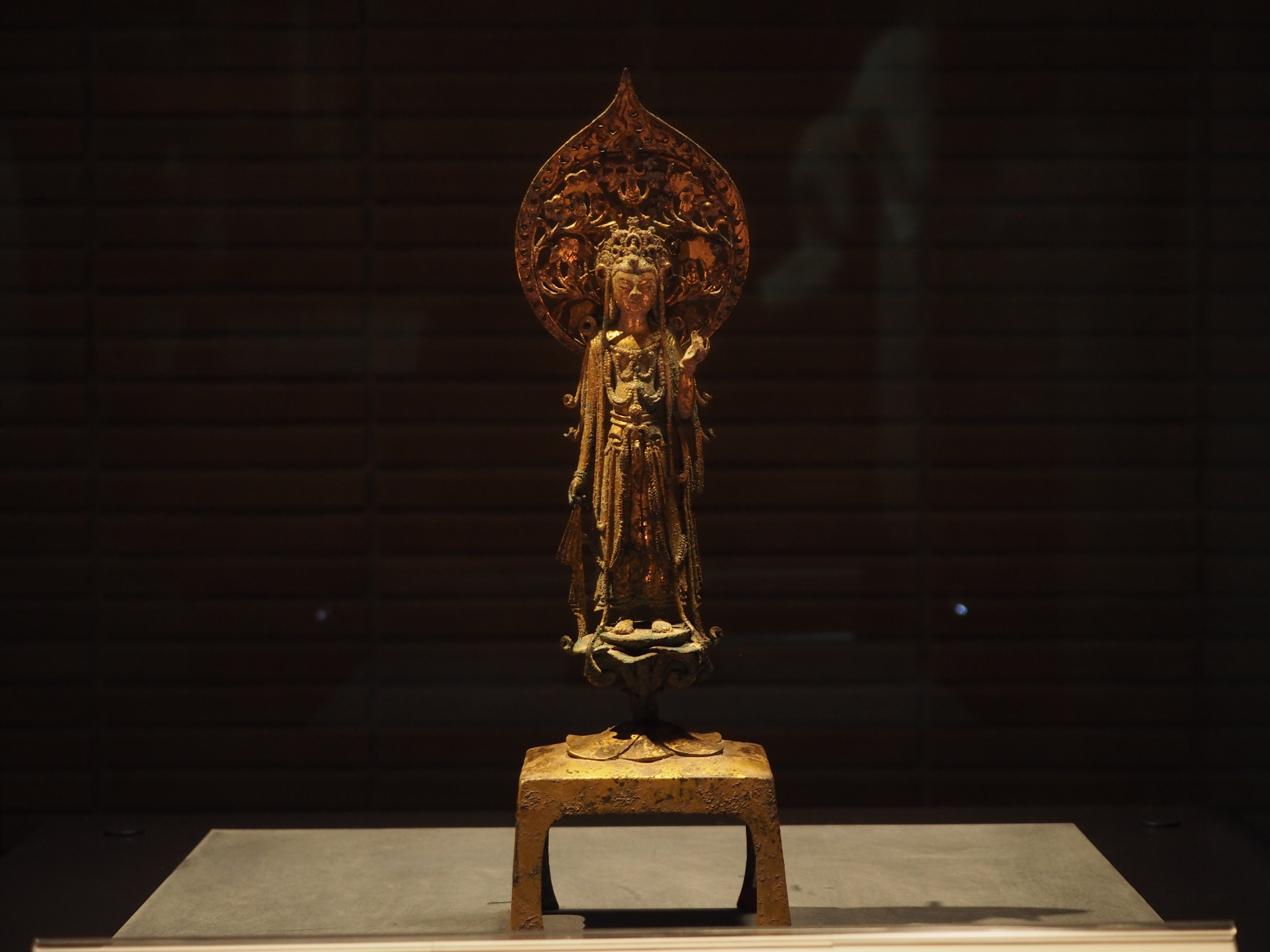 古代中国の仏像が……@ 東京国立博物館｜かわかわ