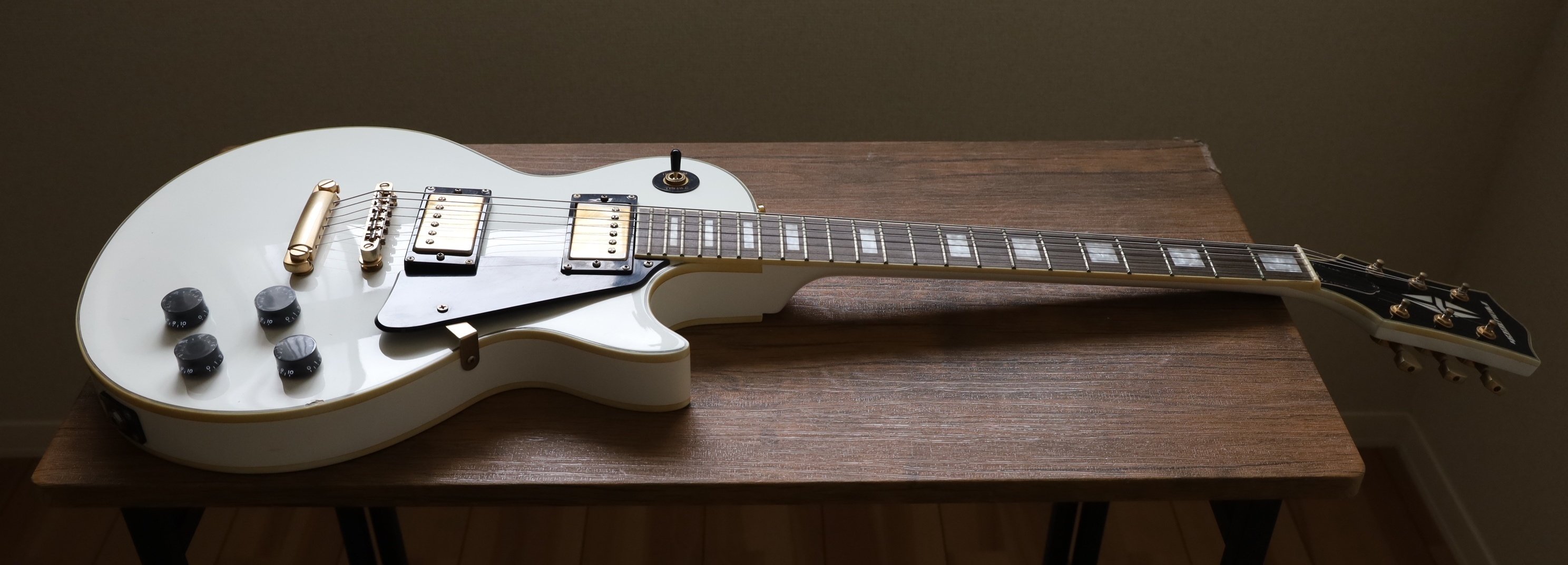 PLAYTECH レスポールタイプのクリーニング｜Croquetteギター機材研究