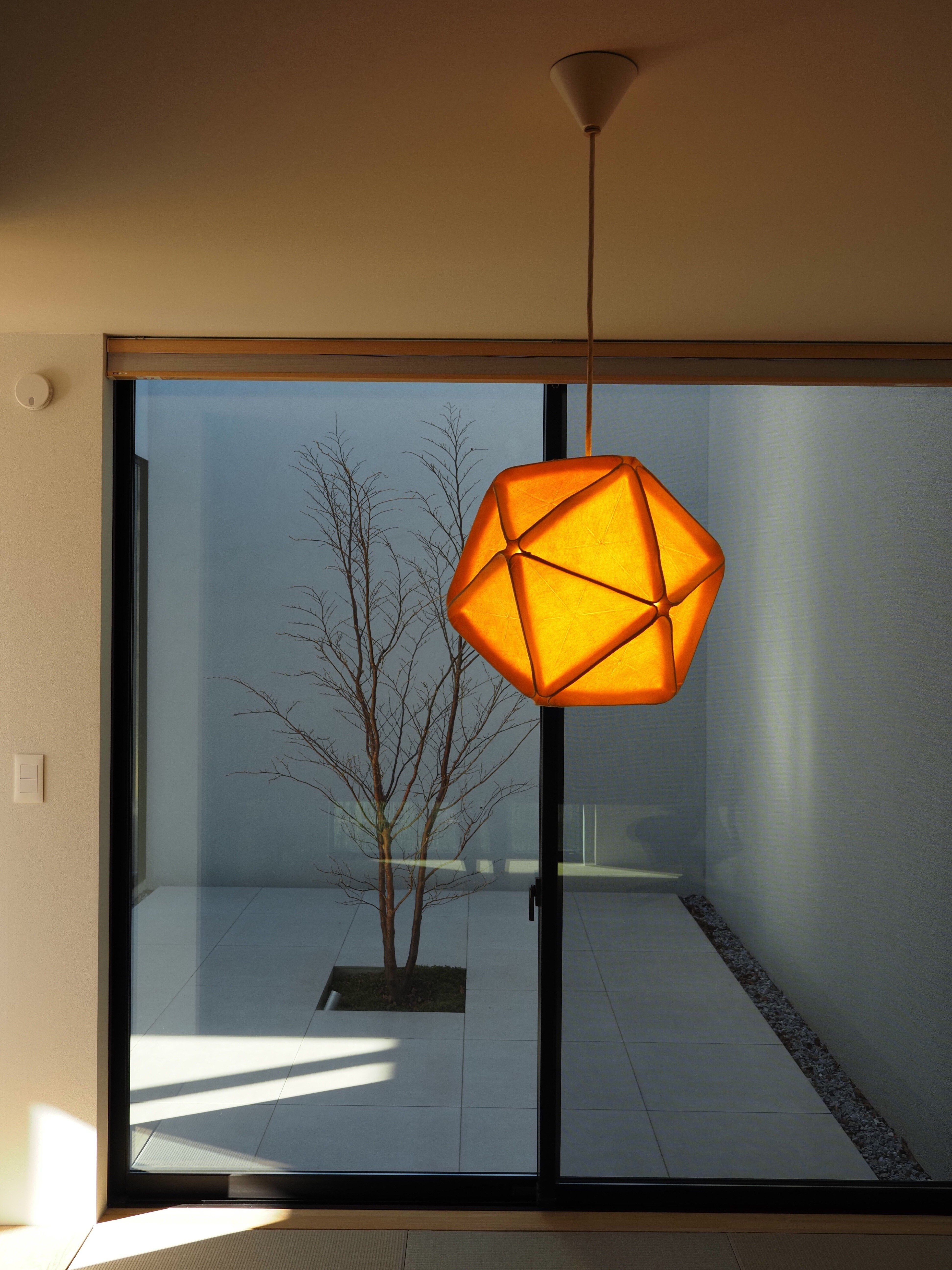 照明はアート -IDEE ICOSA Lamp-｜madoka_interior / インテリアデザイナー