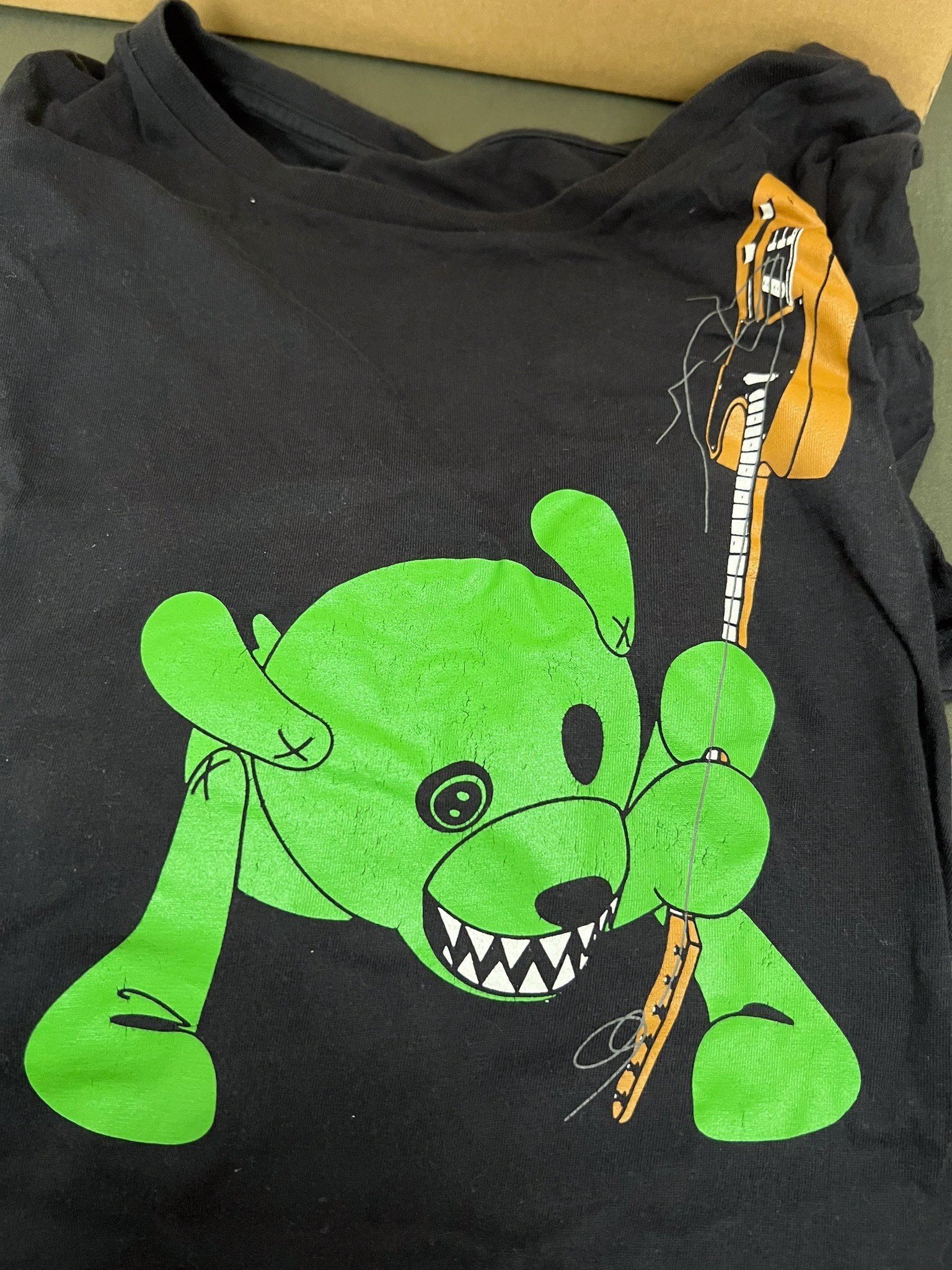 家にあるピロウズTシャツ全部数える｜持ち主