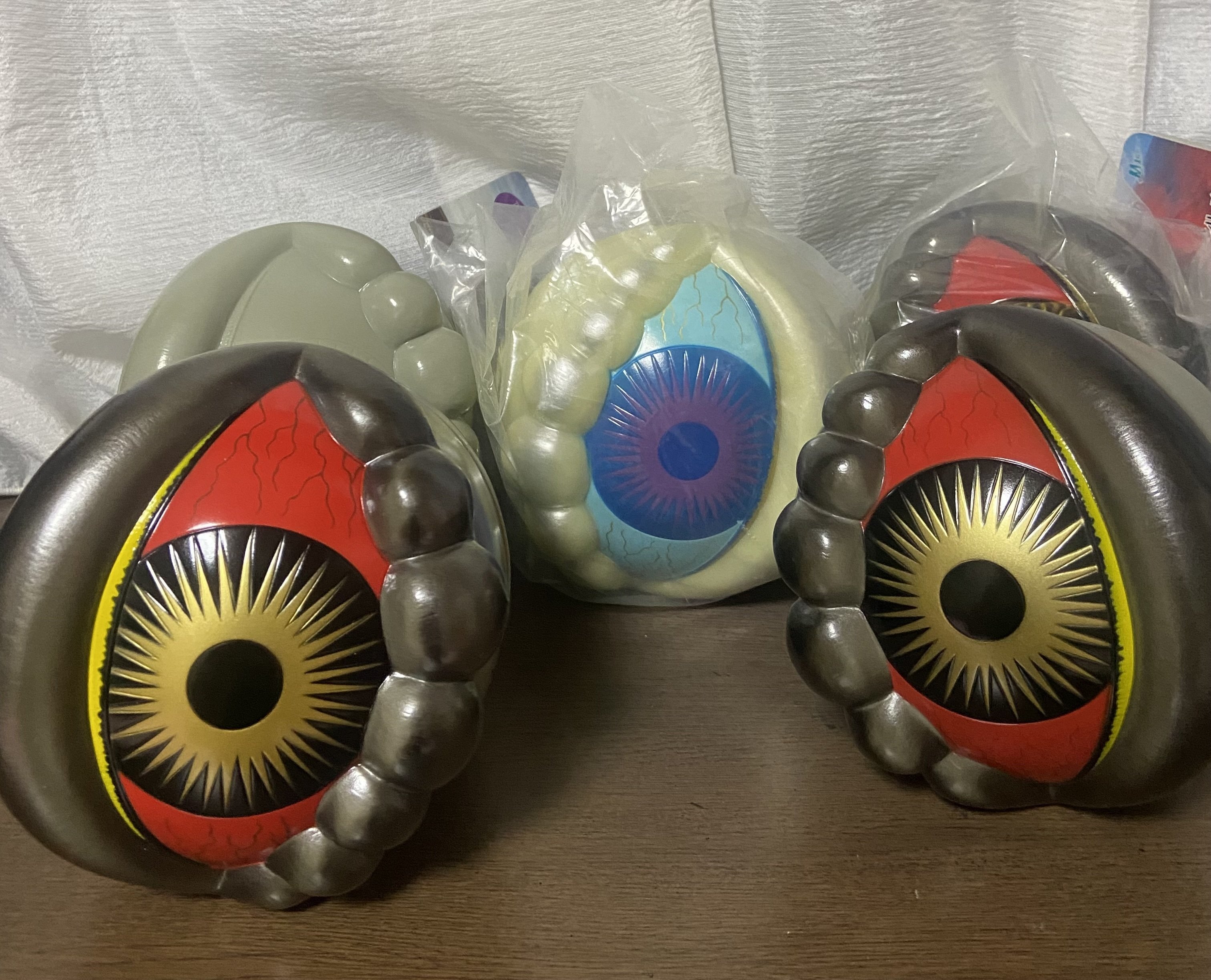 M1号製スタンダード・ソフビ「ヘドラの目玉」カラバリ｜ゆる