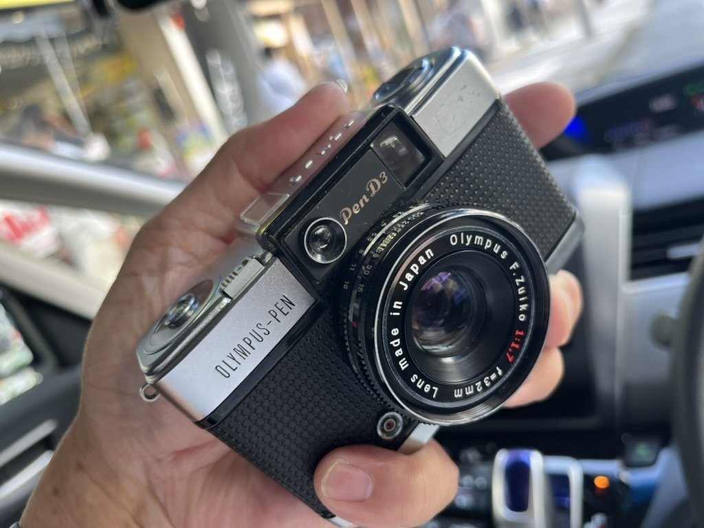 カメラ雑談）ハーフサイズカメラのご先祖 オリンパスPEN D3｜福田