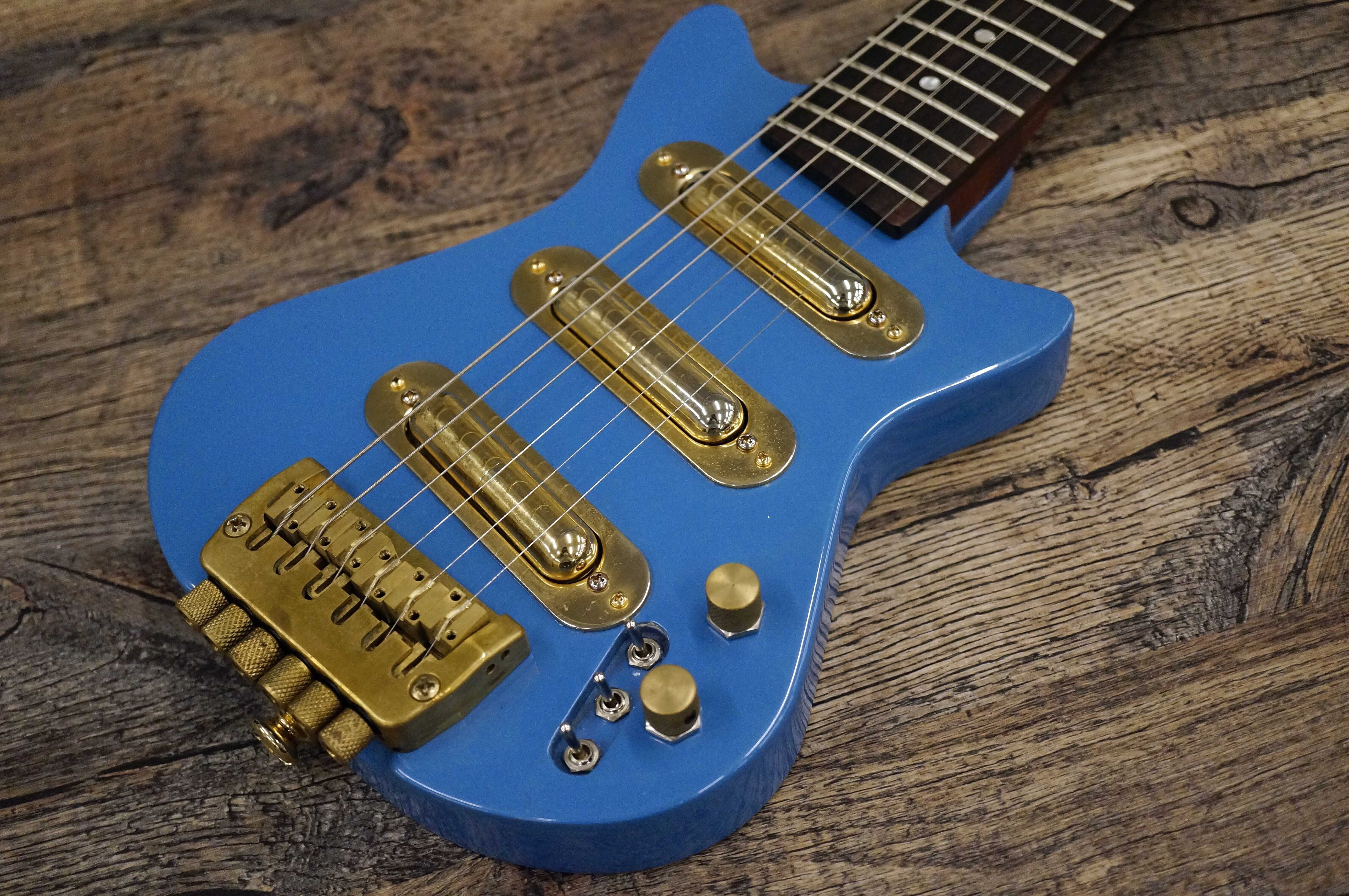 超小型ハイエンドトラベルギター、Lap Axeが復活！｜Lep International