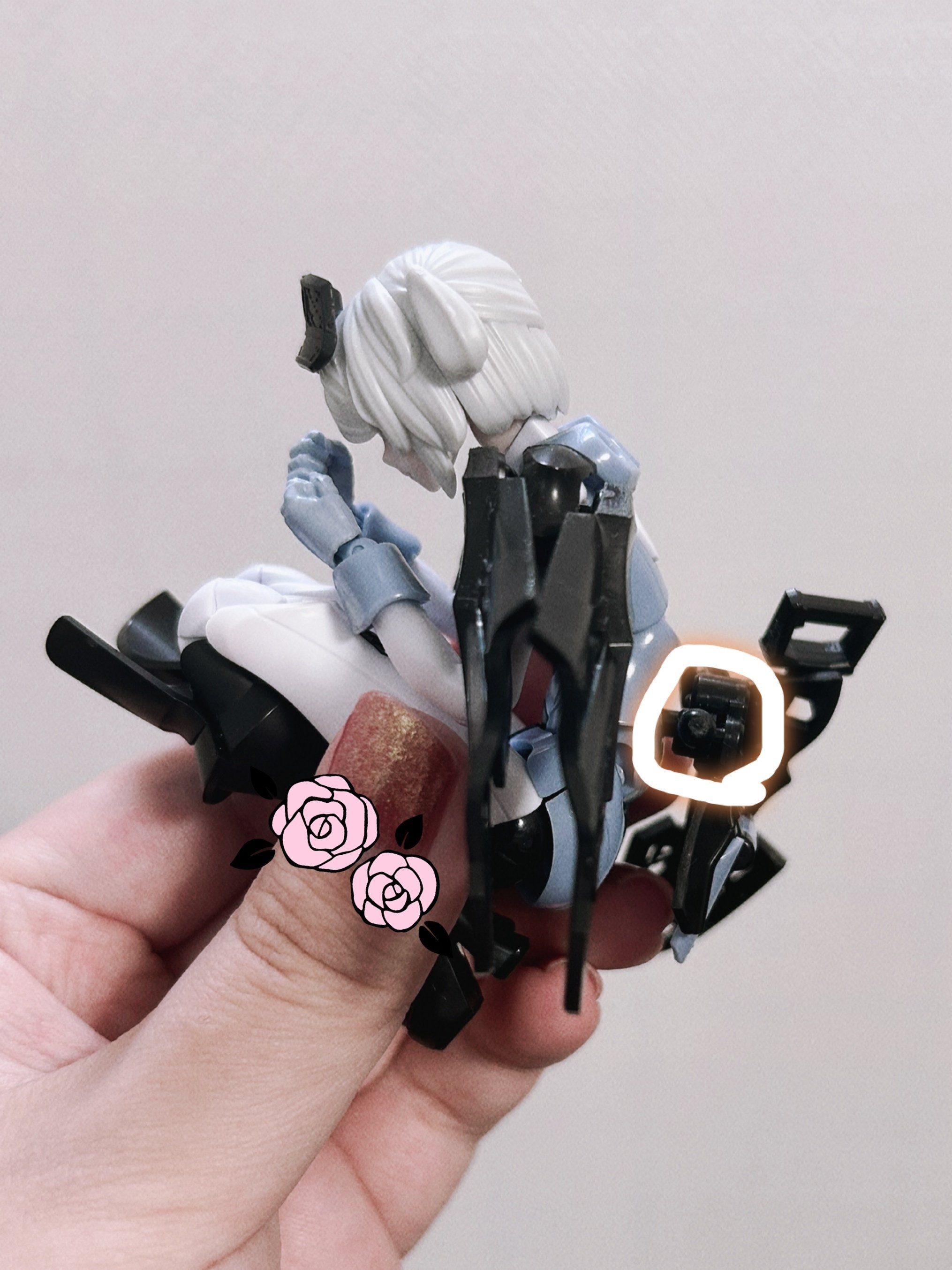 もうお前たちは美少女プラモデルから逃げるな｜臀部