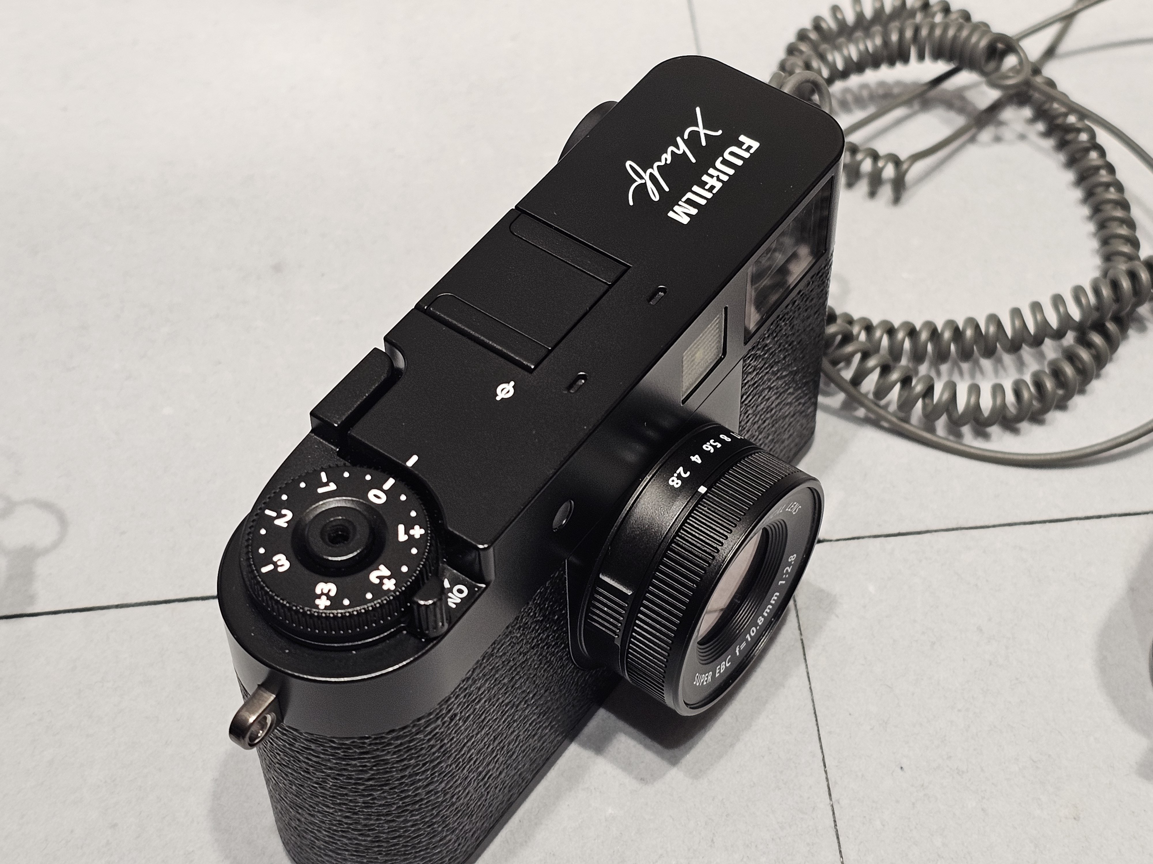 富士フィルムx-half(x-hf1)実機レポート｜AZUXQ