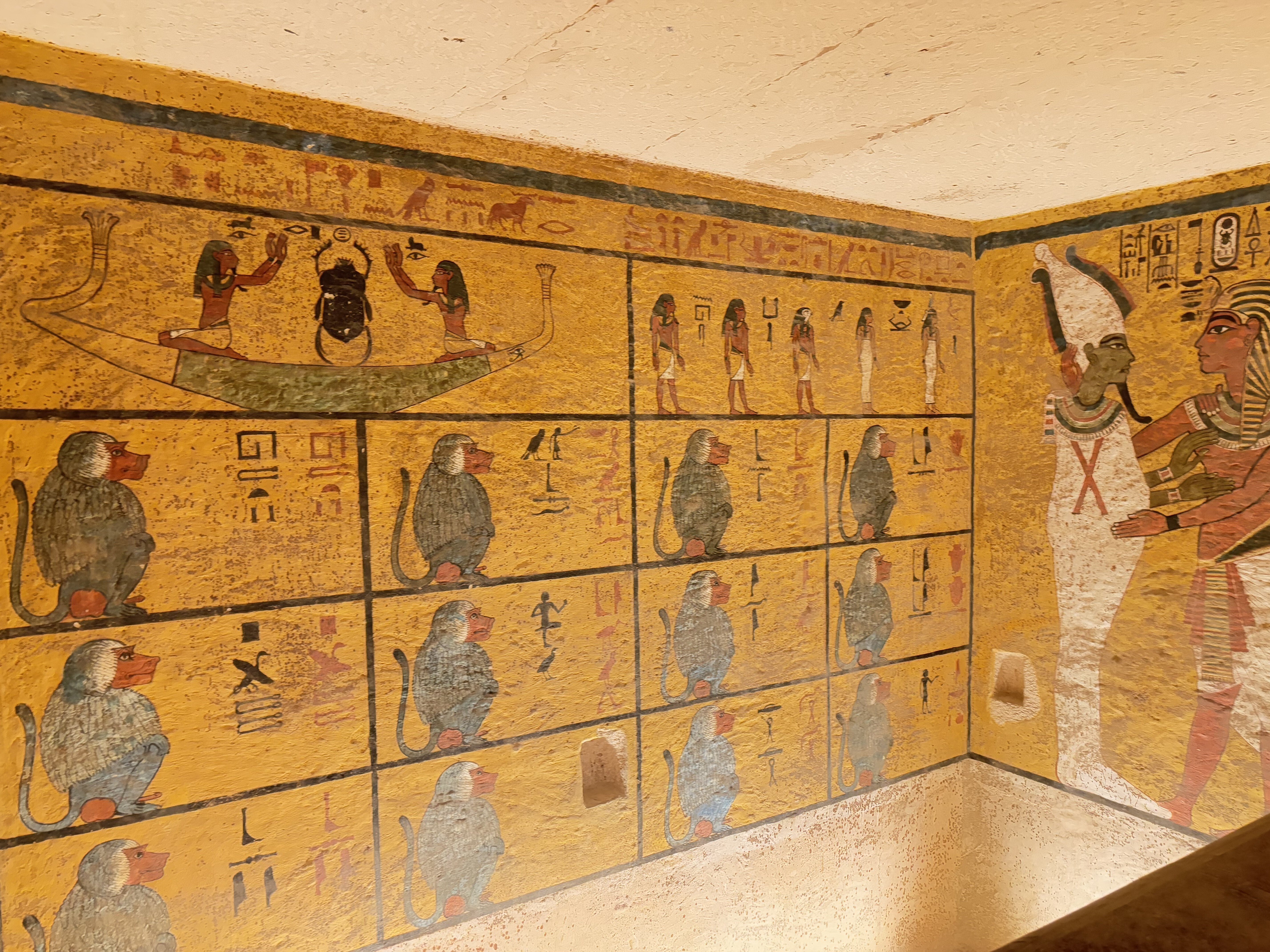 エジプト旅行記⑨王家の谷─ツタンカーメン王墓─宇宙の宝がすぎる｜るいこ