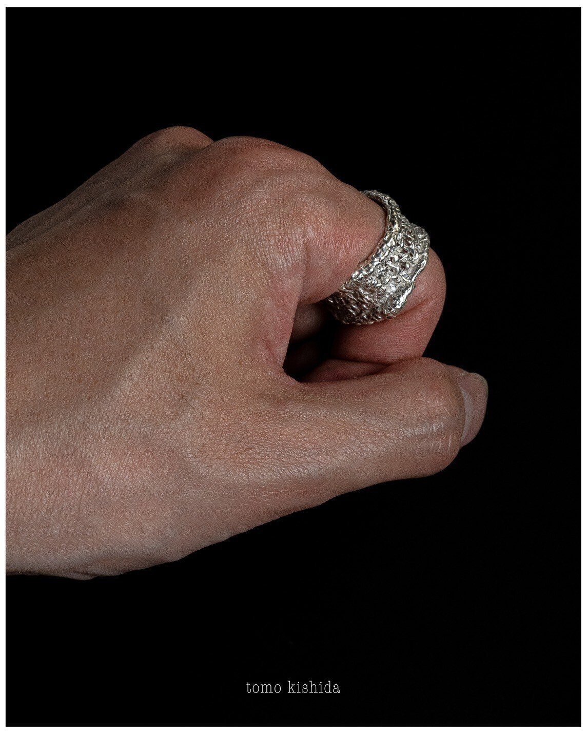 tomo kishida｜西田 新大