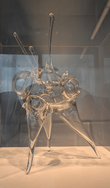 万博 チェコ ガラス レネ オブジェ チェコパビリオンは、ガラス細工が