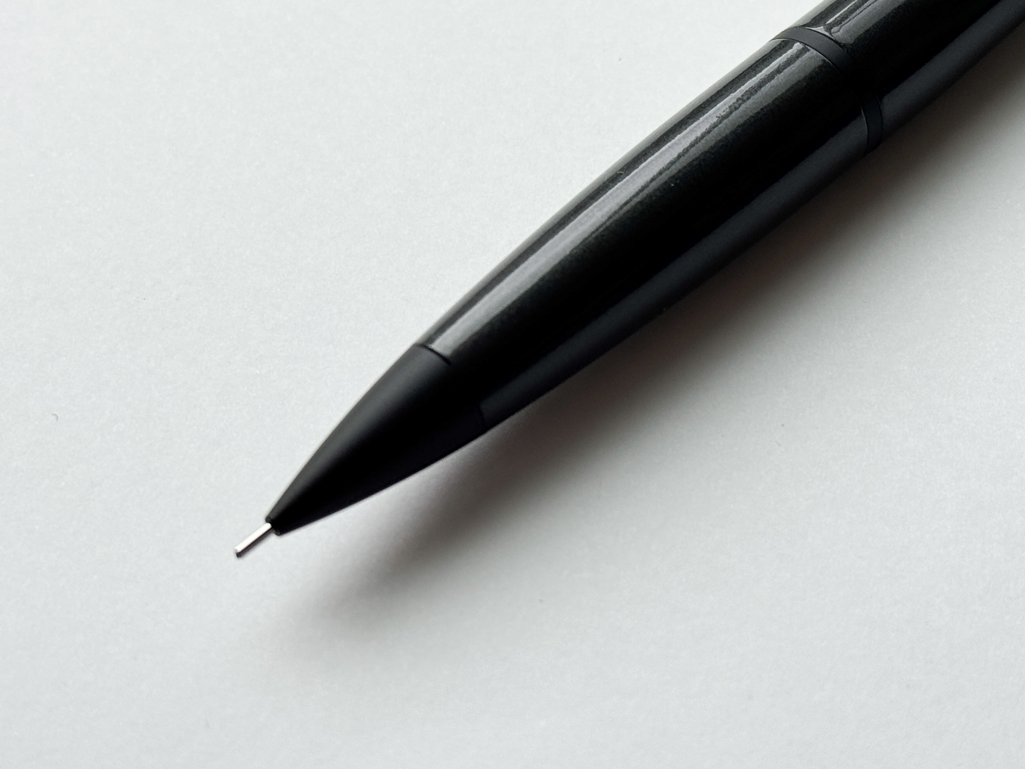 正に問題作。】Seasar Aero 剛性感MAXシャーペン ガンメタル 偏見