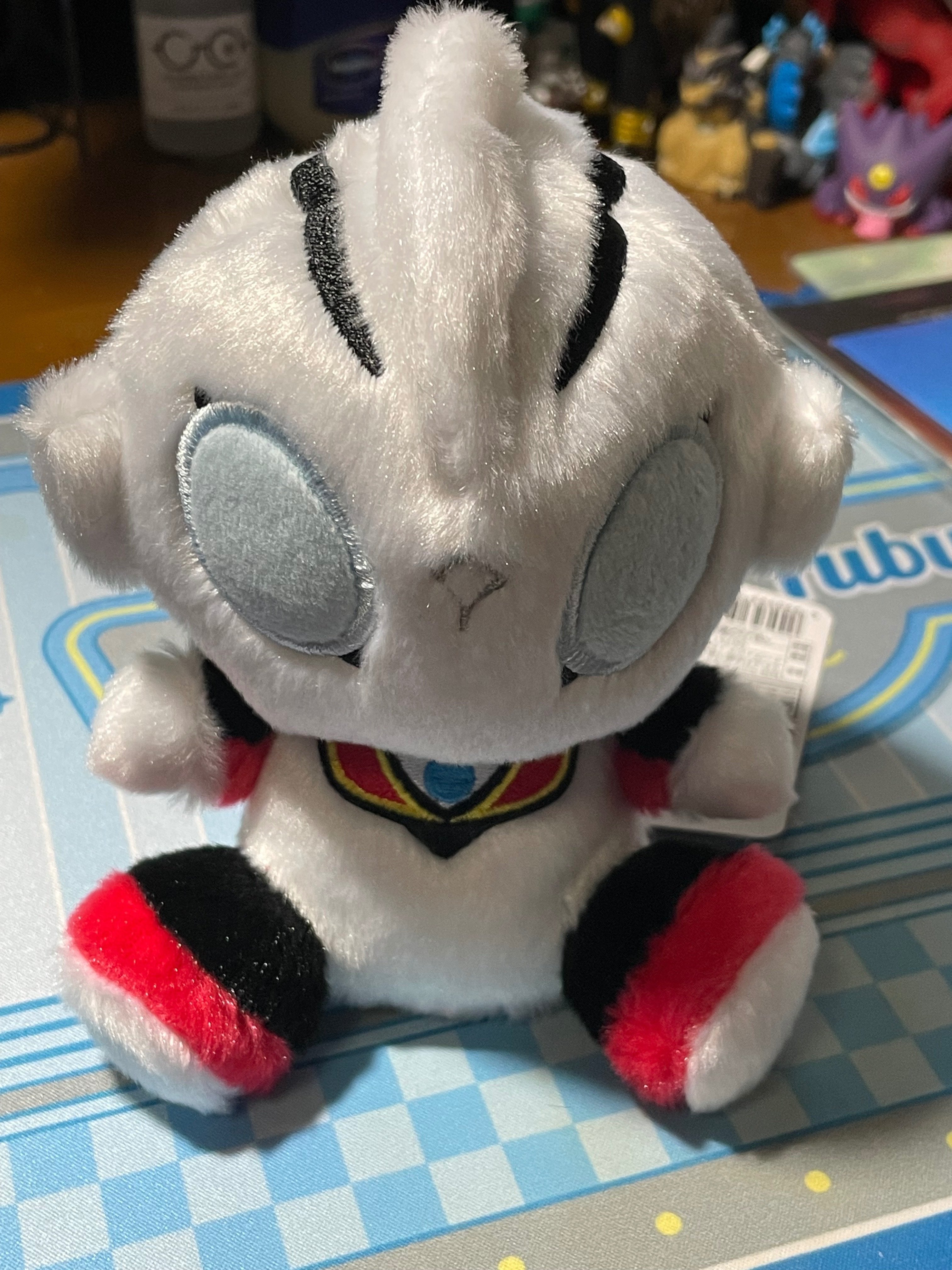 ふわふわお座りぬいぐるみ ダークザギ・イーヴィルティガ M78