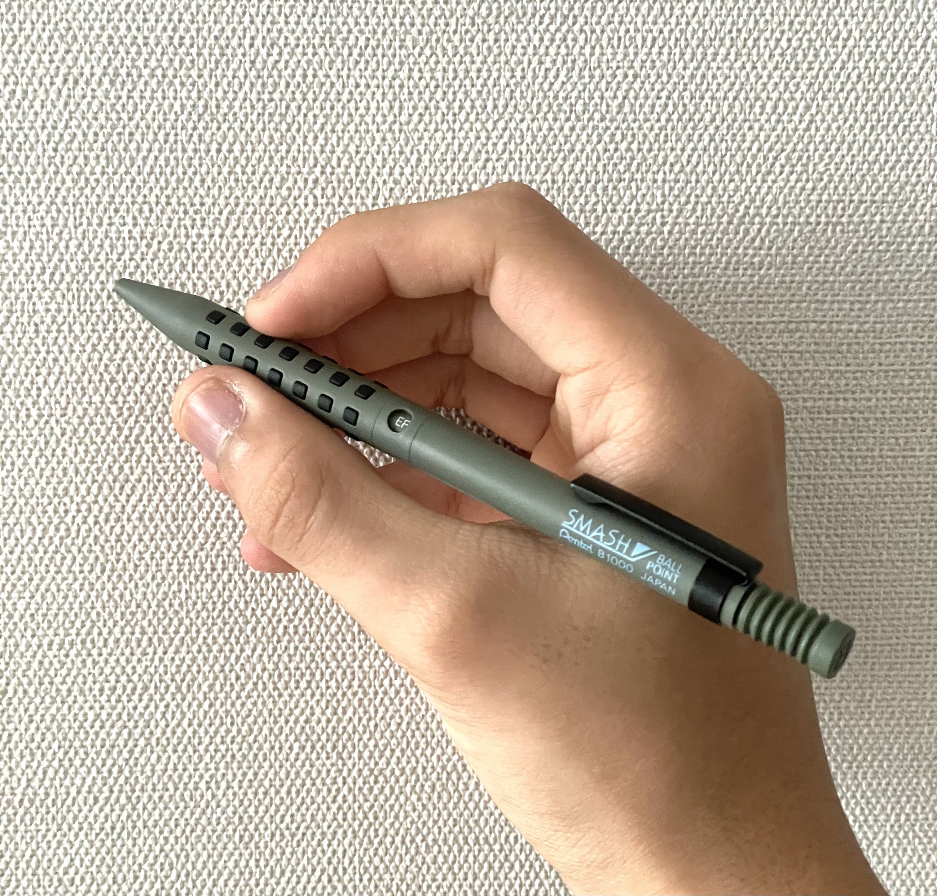 SMASH Ballpoint-Pen/Pentel｜岩颯