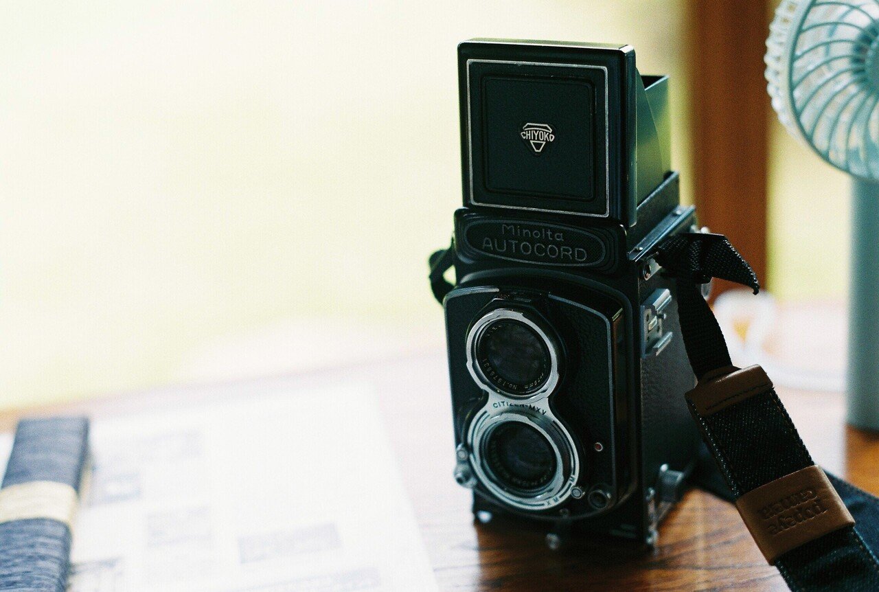 初めての二眼レフ Minolta AUTOCORD｜en
