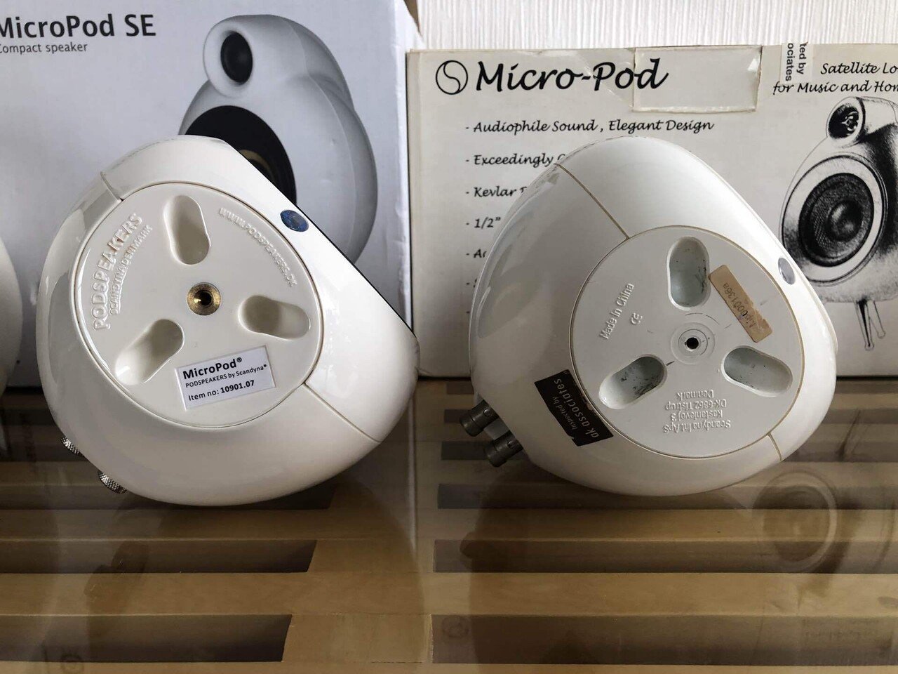 オリジナル Blueroom MiniPod Hi-Fi スピーカー ホワイト オリジナル