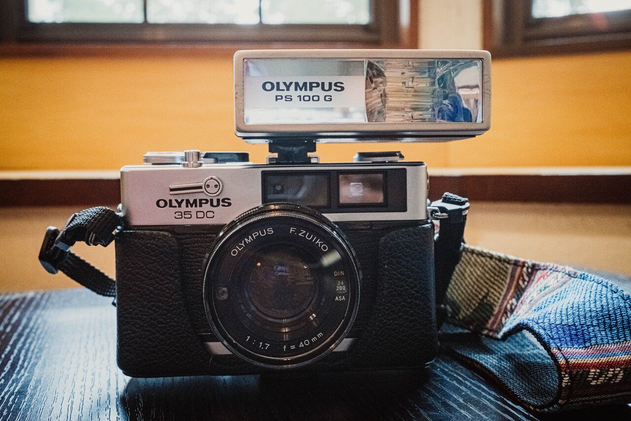 OLYMPUS 35DC用のフラッシュ｜雅辺
