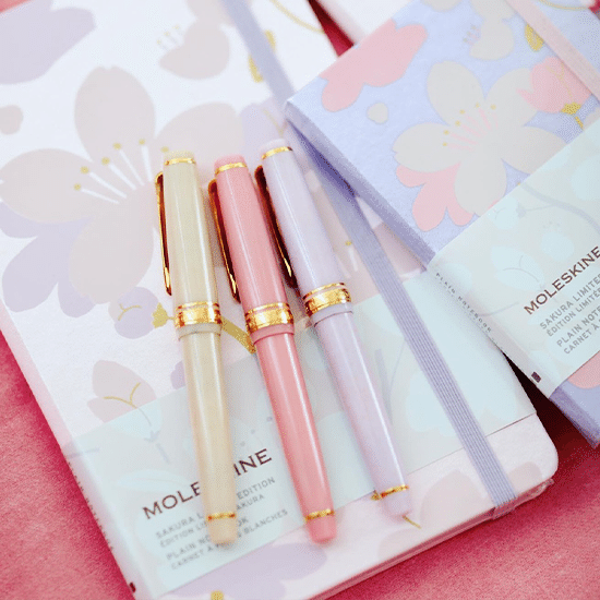 人気の限定オリジナル万年筆再販です！｜藤本さきこ・女性性開花♡宇宙