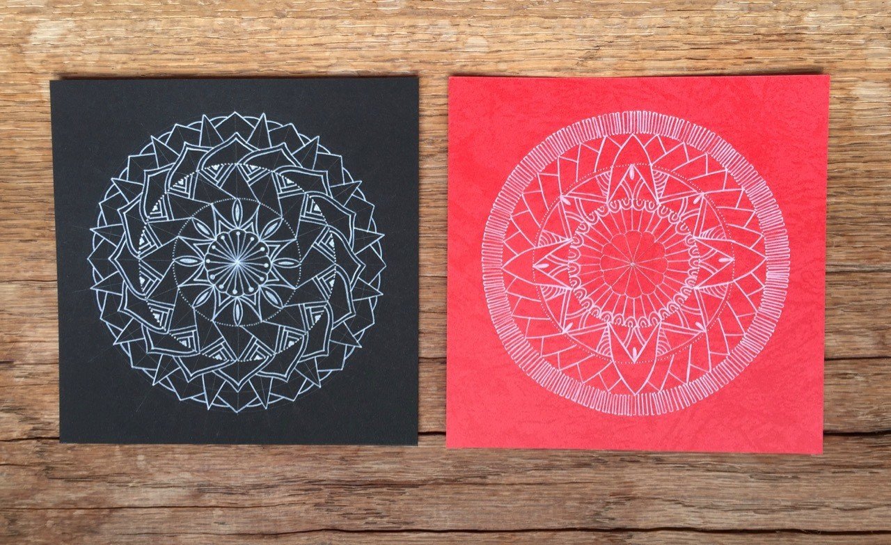 白ペンで描くマンダラアート｜アユミ＠絵描き