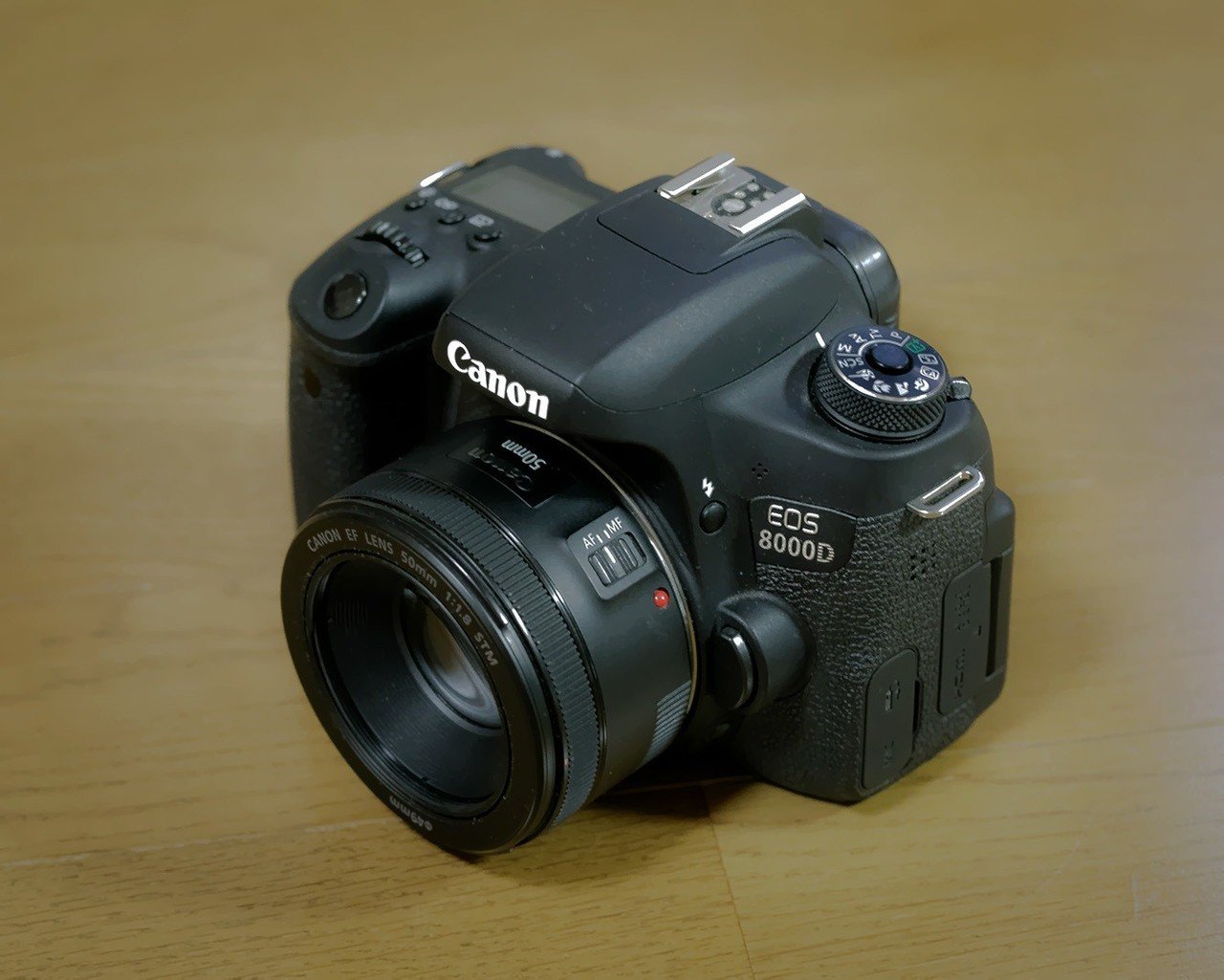 Canon EOS 8000D ダブルレンズキット【スマホに転送可能☆】 Canon EOS