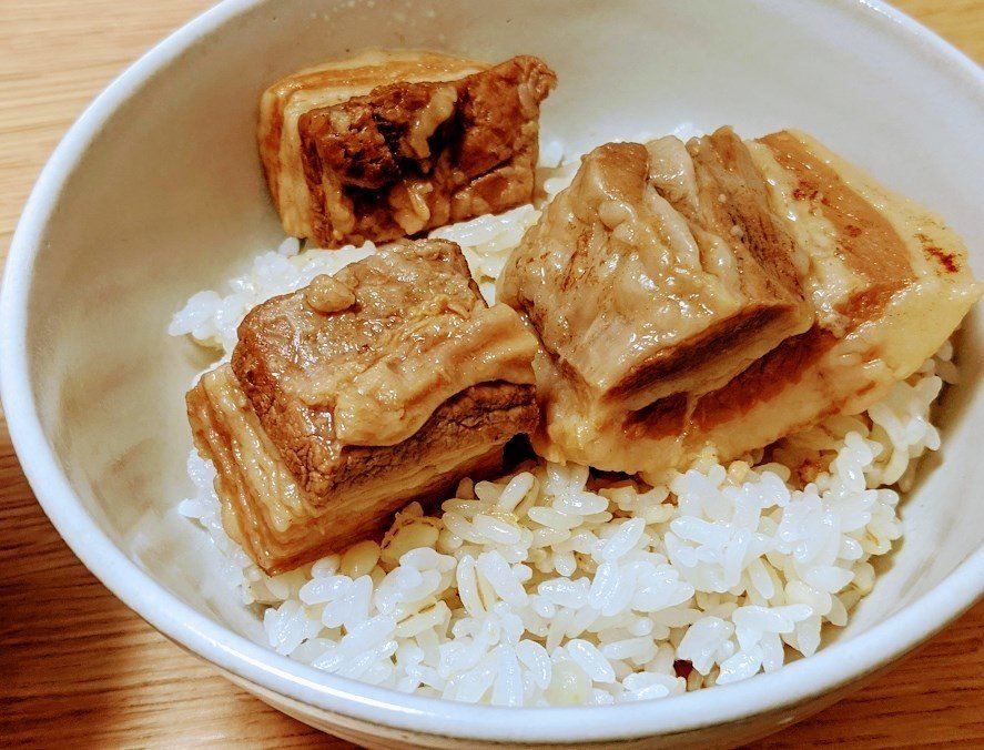 角煮うどん｜品田遊（ダ・ヴィンチ・恐山）