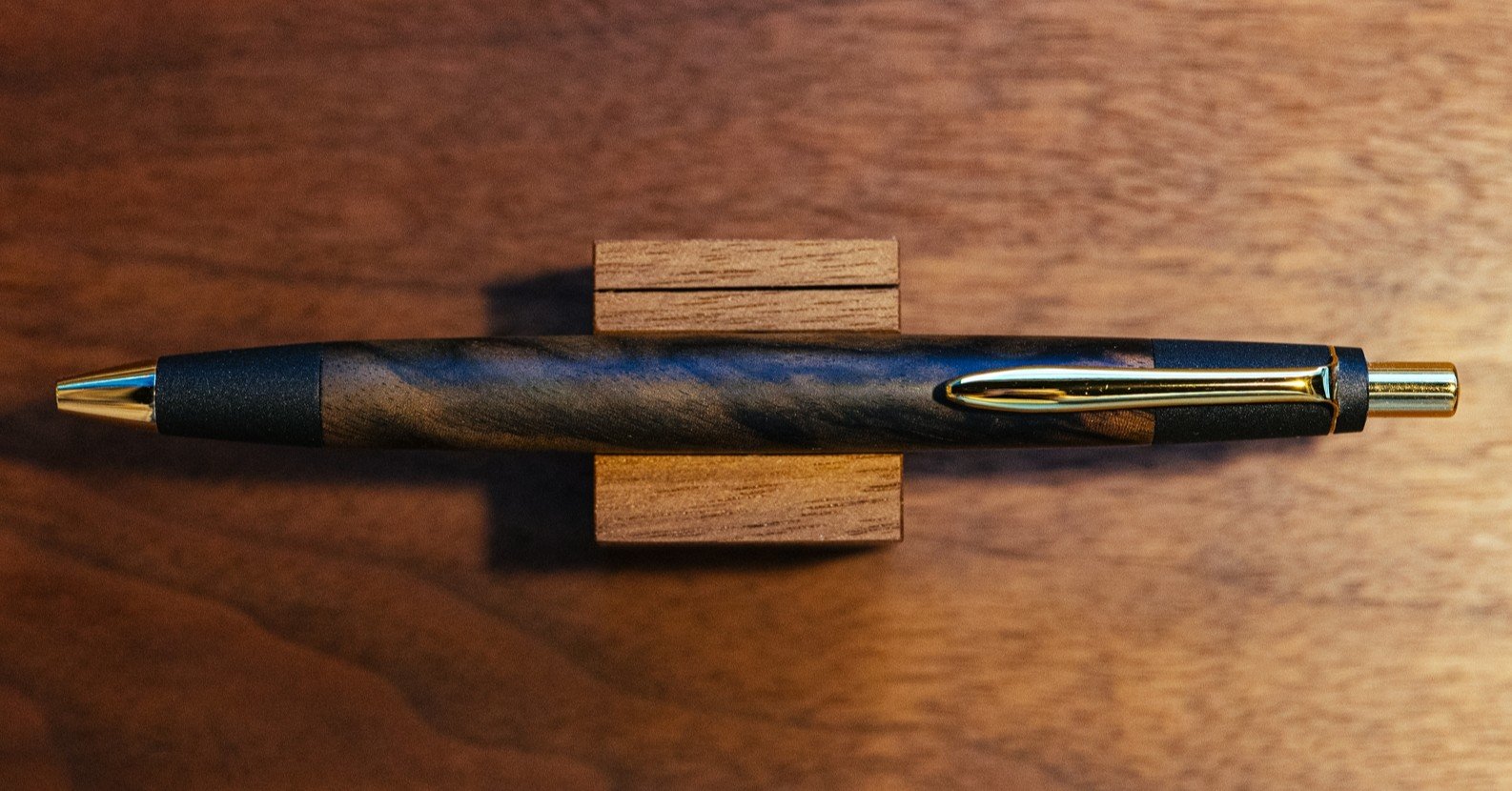 本日限定値下げ 野原工芸 超特上黒柿孔雀杢 縮杢入り 旧型シャープ