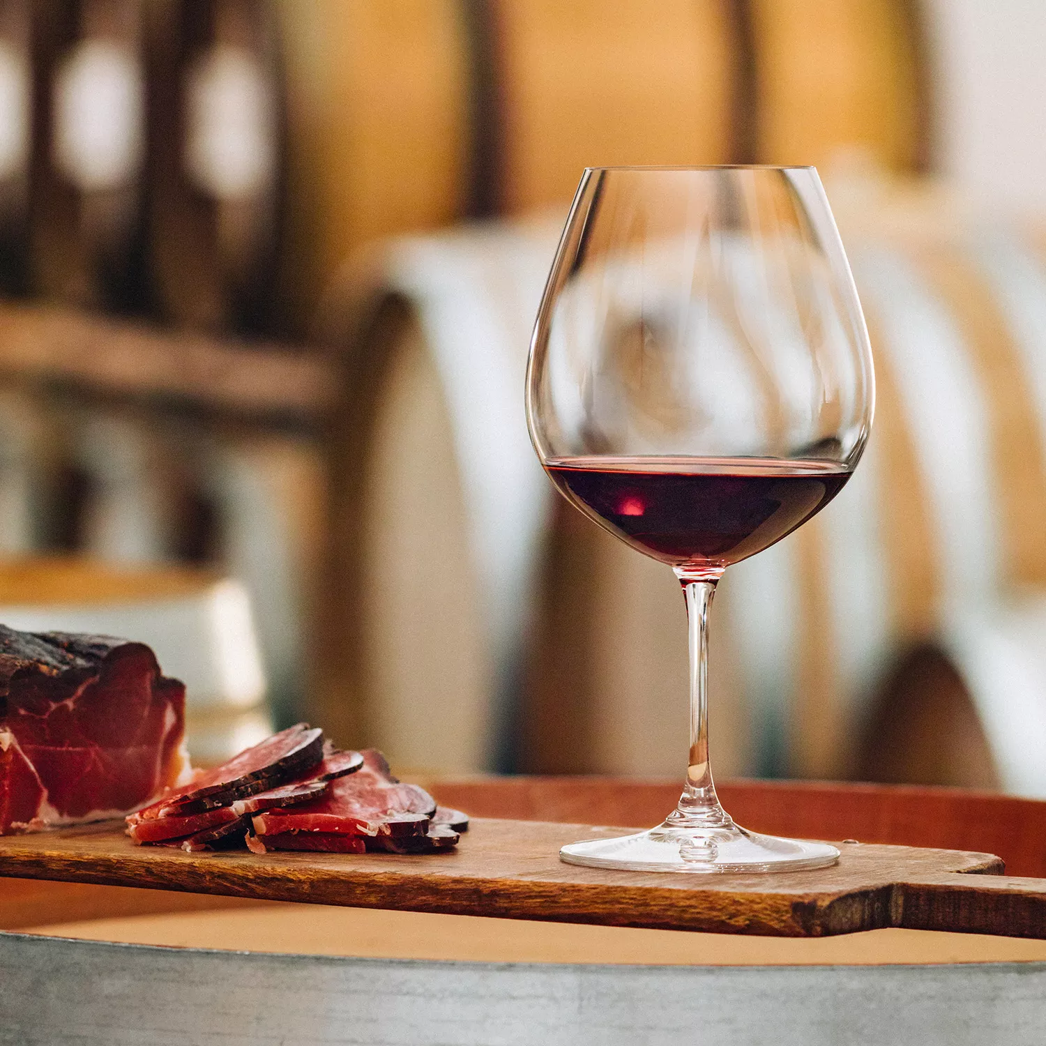 RIEDEL Vinum Pinot Noir (Burgundy Red) Wine Glass, Set of 2 | Sur