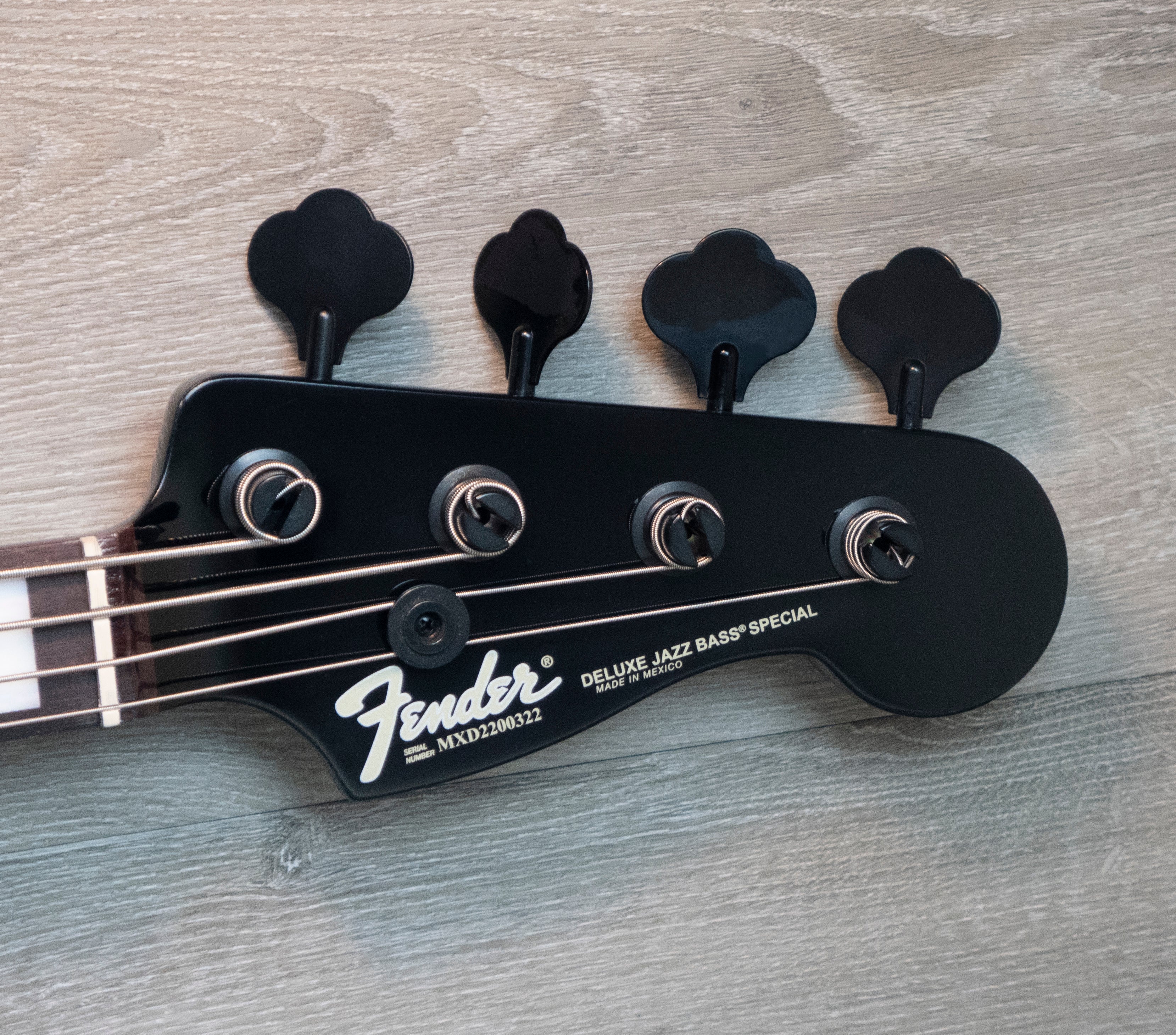 Fender Duff McKagan Deluxe Precision Bass, Rosewood Fingerboard