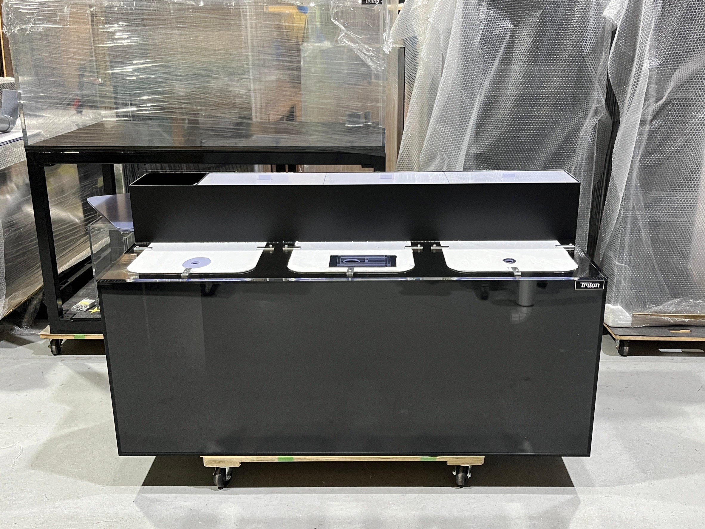 新潟県新潟市 S様 W1500/D600/H600 10/8t | オーダー水槽「トリトン水槽」