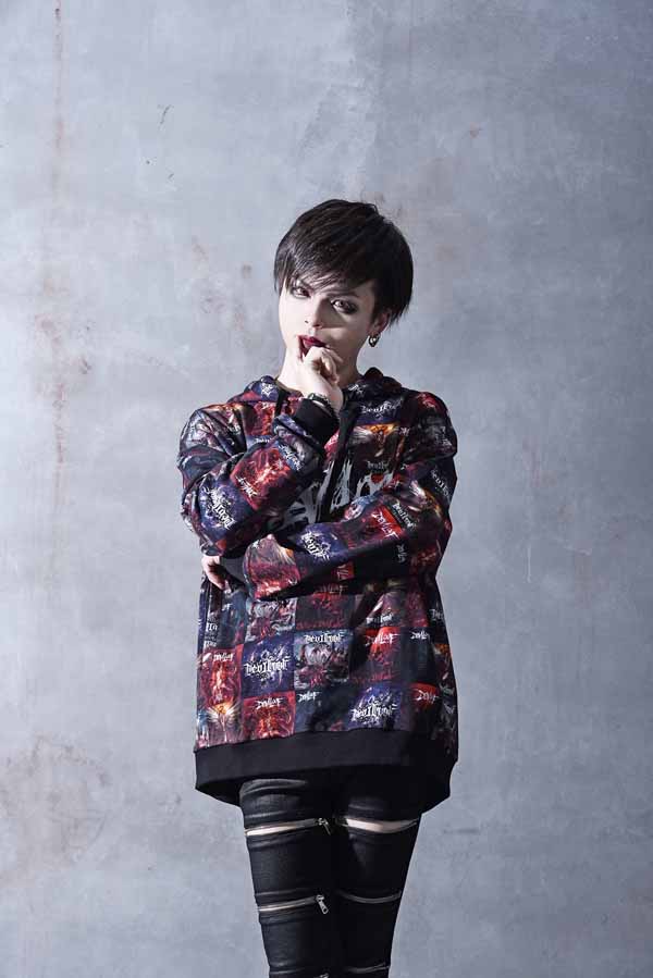 DEVILOOFパーカー Lの通販 by キヨ DEVILOOF パーカー DEVILOOF パーカー L