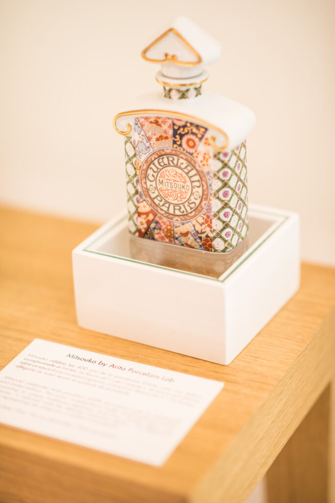 Guerlain Mitsouko 香水瓶 ゲラン有田焼アリタポーセリンラボ製