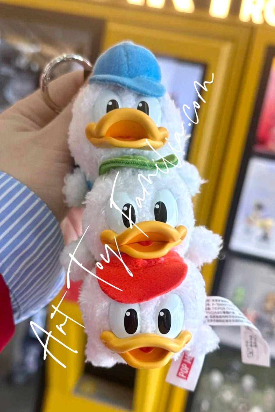 Mickey Family Cute Together KeyChain Series - 米奇家族萌在一起挂件