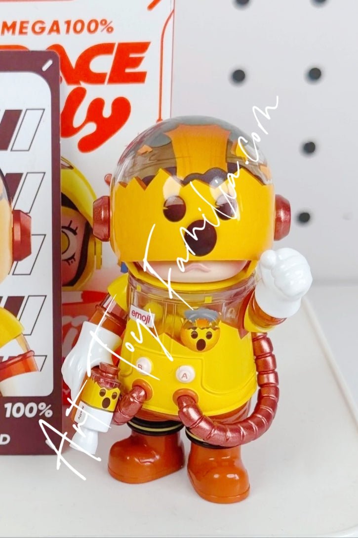 MEGA Space Molly 100% × emoji Series - 100% × emoji系列 – Art Toy
