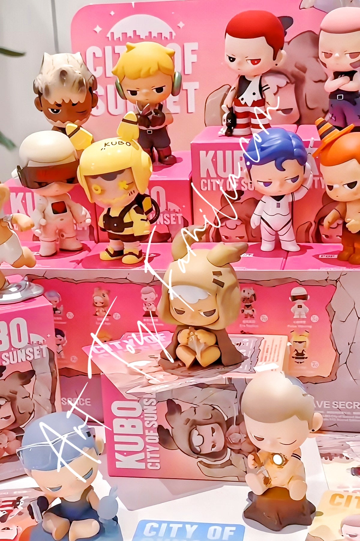 Kubo City Of Sunset Series - 日落之城系列 – Art Toy Familia