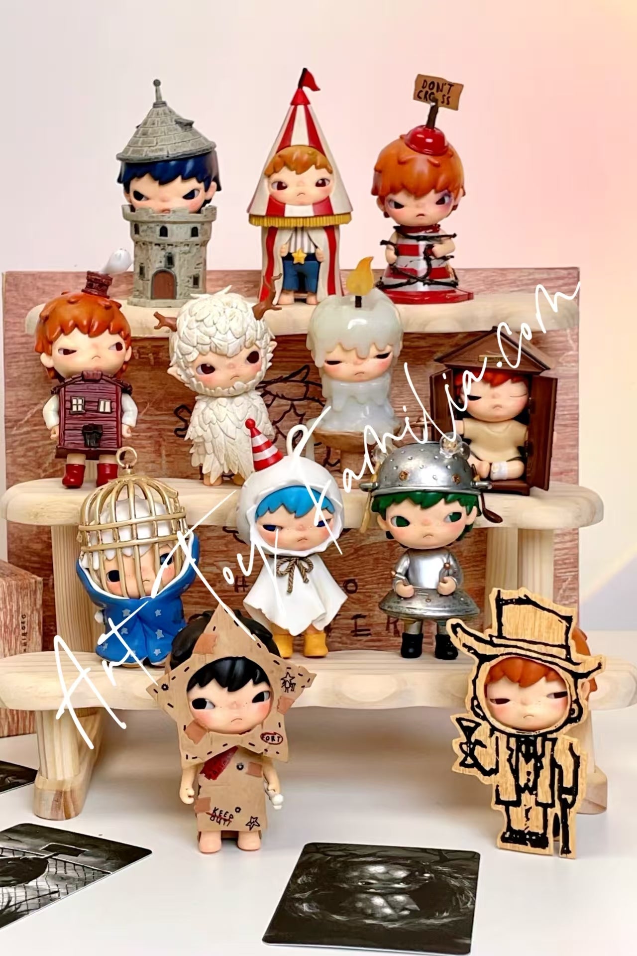 Hirono Shelter Series - 庇护所系列 – Art Toy Familia