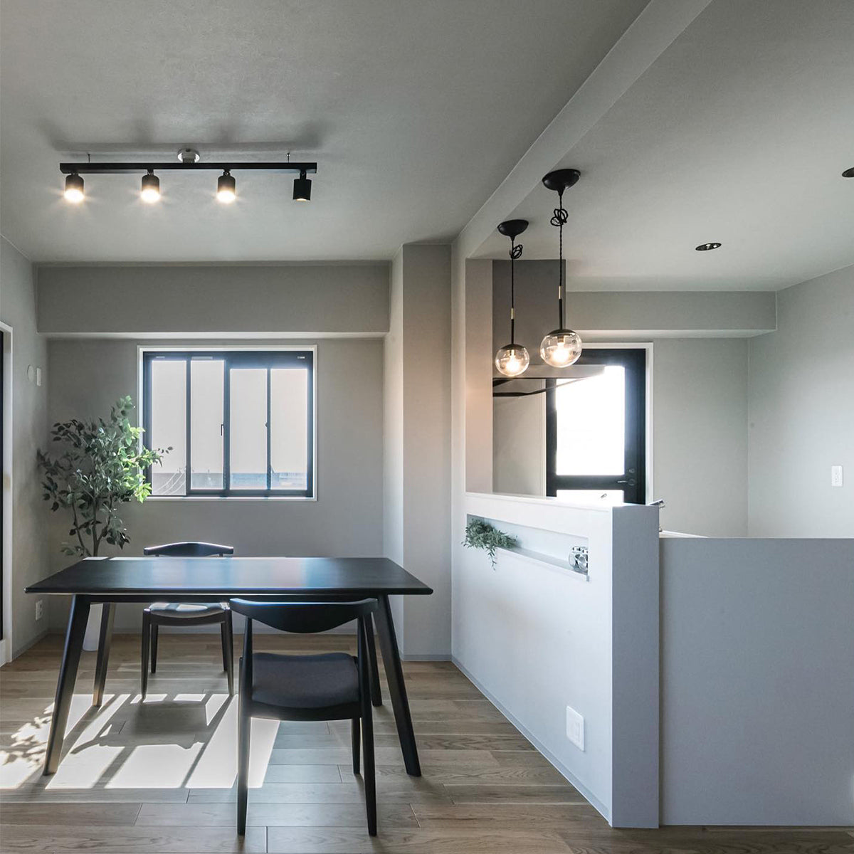 Grid 4-down light｜ARTWORKSTUDIO公式