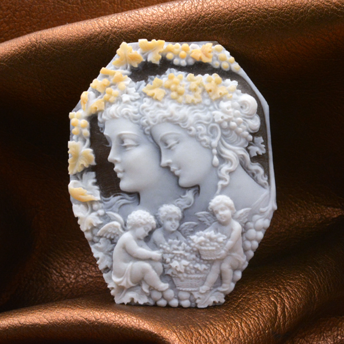 カメオ作家バルザーノ氏の特別なカメオ作品のご紹介