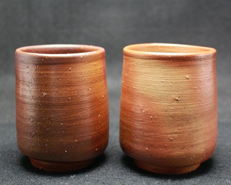 24389 人間国宝 金重陶陽 (備前湯呑 二人(道明識)) KANESHIGE Toyo