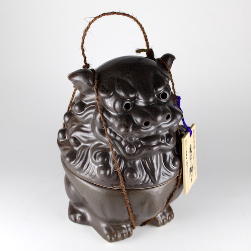 魔除け獅子 30度,720ml シーサーの壺で贈り物にオススメ! / 多良川