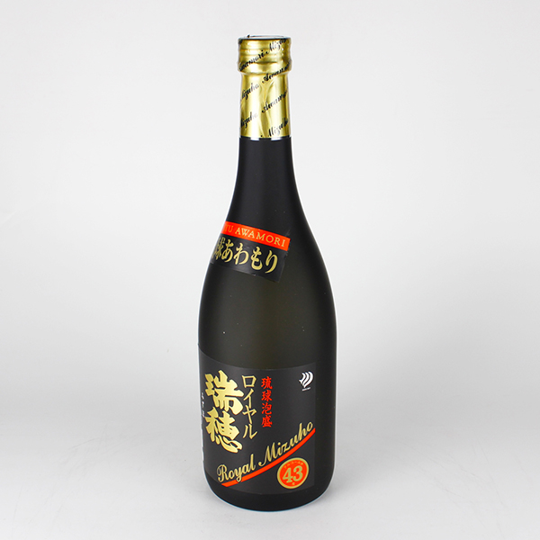 瑞穂 ロイヤル 43度,720ml 古酒80%ブレンド / 瑞穂酒造 / 泡盛
