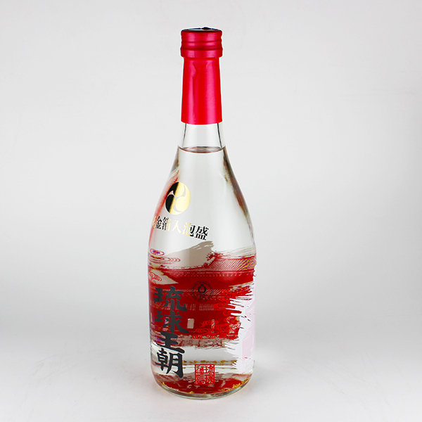 琉球王朝 純金箔入り 古酒ブレンド 25度,720ml / 多良川 / 泡盛