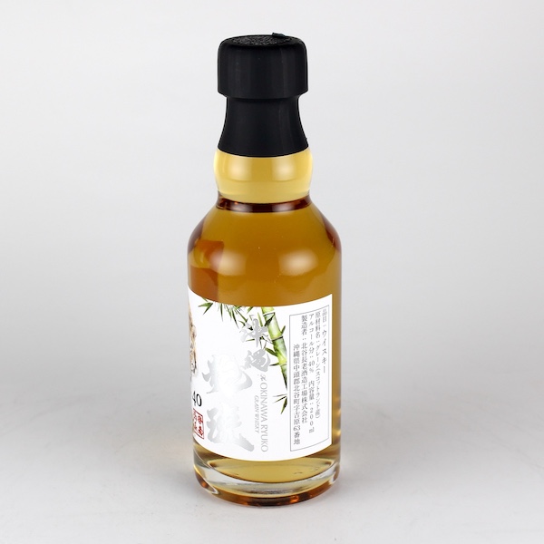 沖縄龍虎 Grain Whiskey 40度,200ml ミニボトル / 北谷長老酒造 / 泡盛
