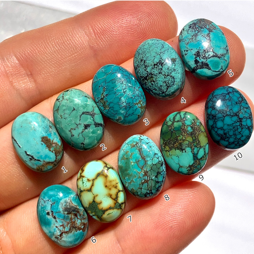 チベット産ターコイズ14x10mm楕円ルース[282] / 天然石ルース | Attic