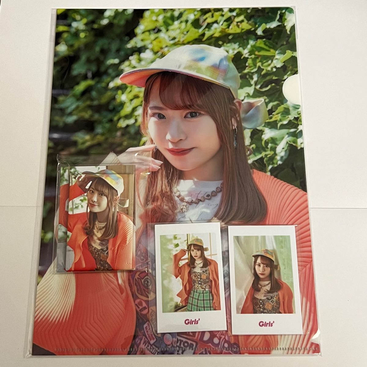 Girls2 オンラインカプセル 缶バッジ フォトシート Girls2 オンライン