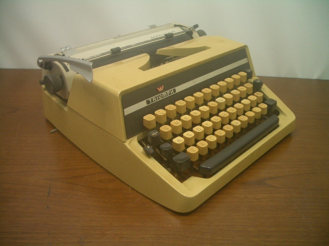 2026年最新】Yahoo!オークション -triumph(タイプライター)の中古品