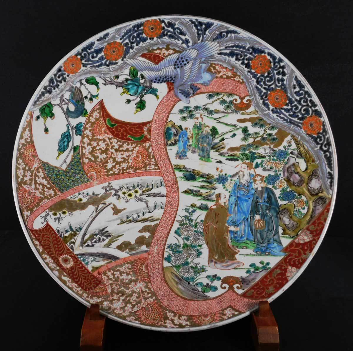 古伊万里焼 色絵 金彩 大皿 2枚 古伊万里焼 色絵 金彩 大皿 2枚