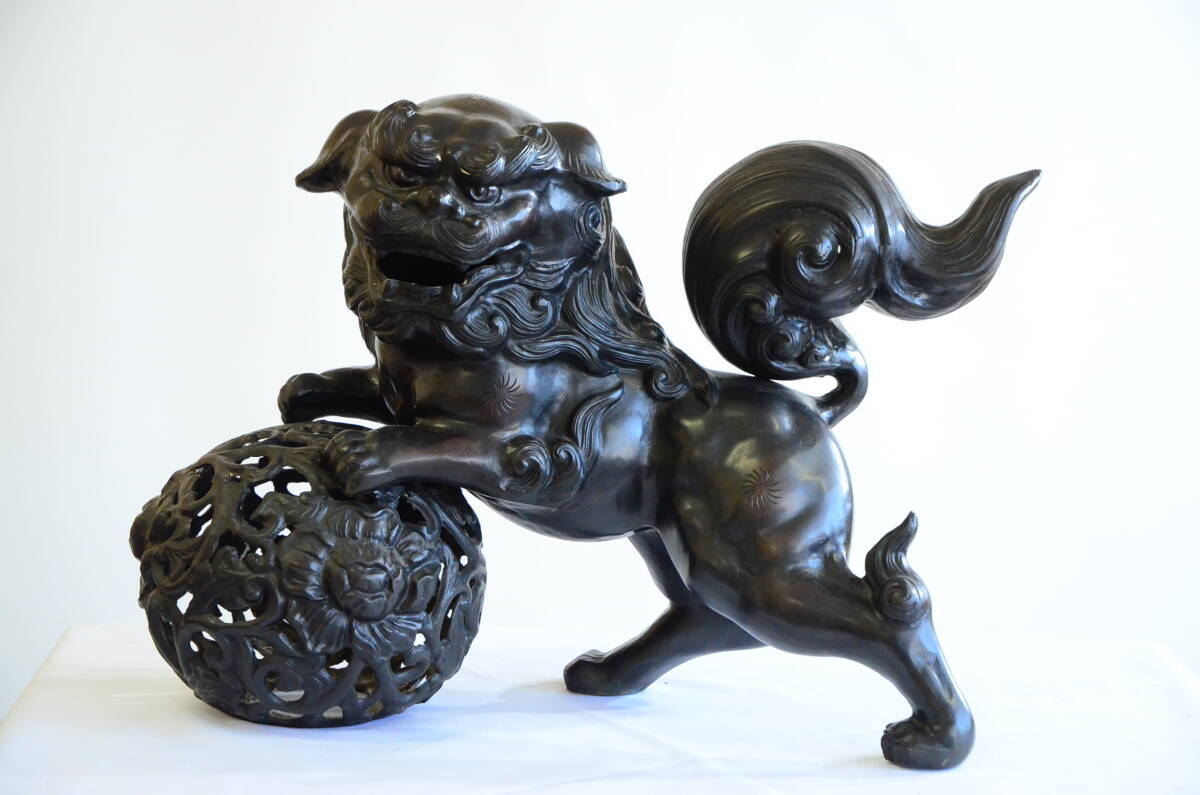 Yahoo!オークション -「玉獅子」(銅製) (金属工芸)の落札相場・落札価格