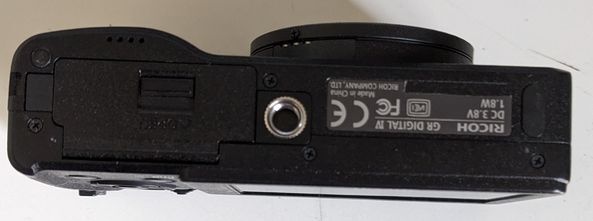 ☆ RICOH GR DIGITAL Ⅳ コンパクトデジタルカメラ 美品 ジャンク ☆