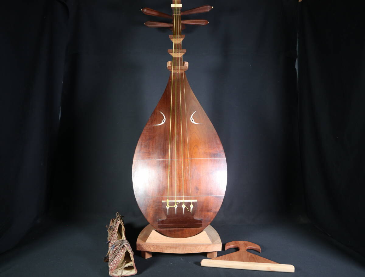 薩摩琵琶 石田不識 五弦 琵琶 撥(柘植)・柱カバー・ソフトケース付