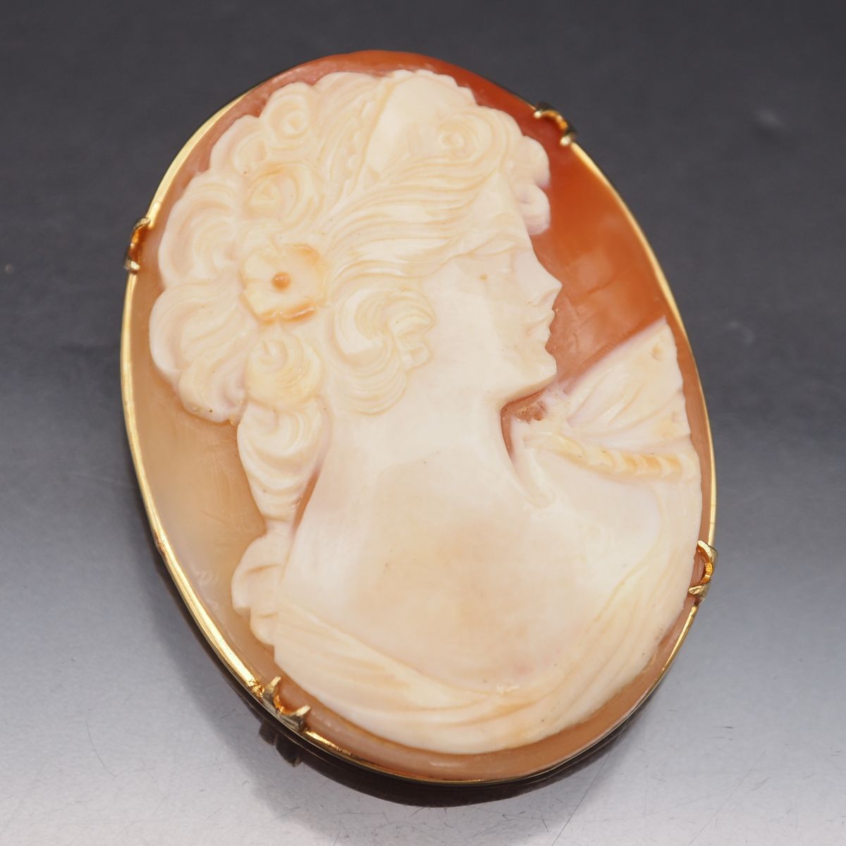 カメオパトリシア K18 ヴィンテージ ブローチ 女性の横顔