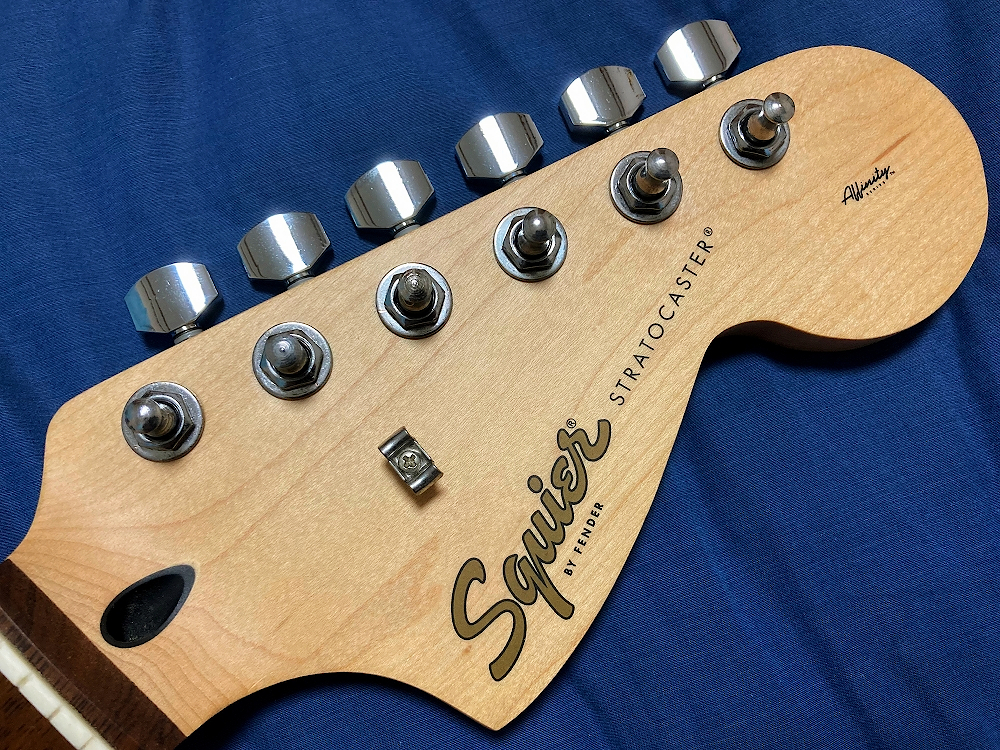 Chuuスクワイアネック、ジャパンフェンダーボディストラトキャスター