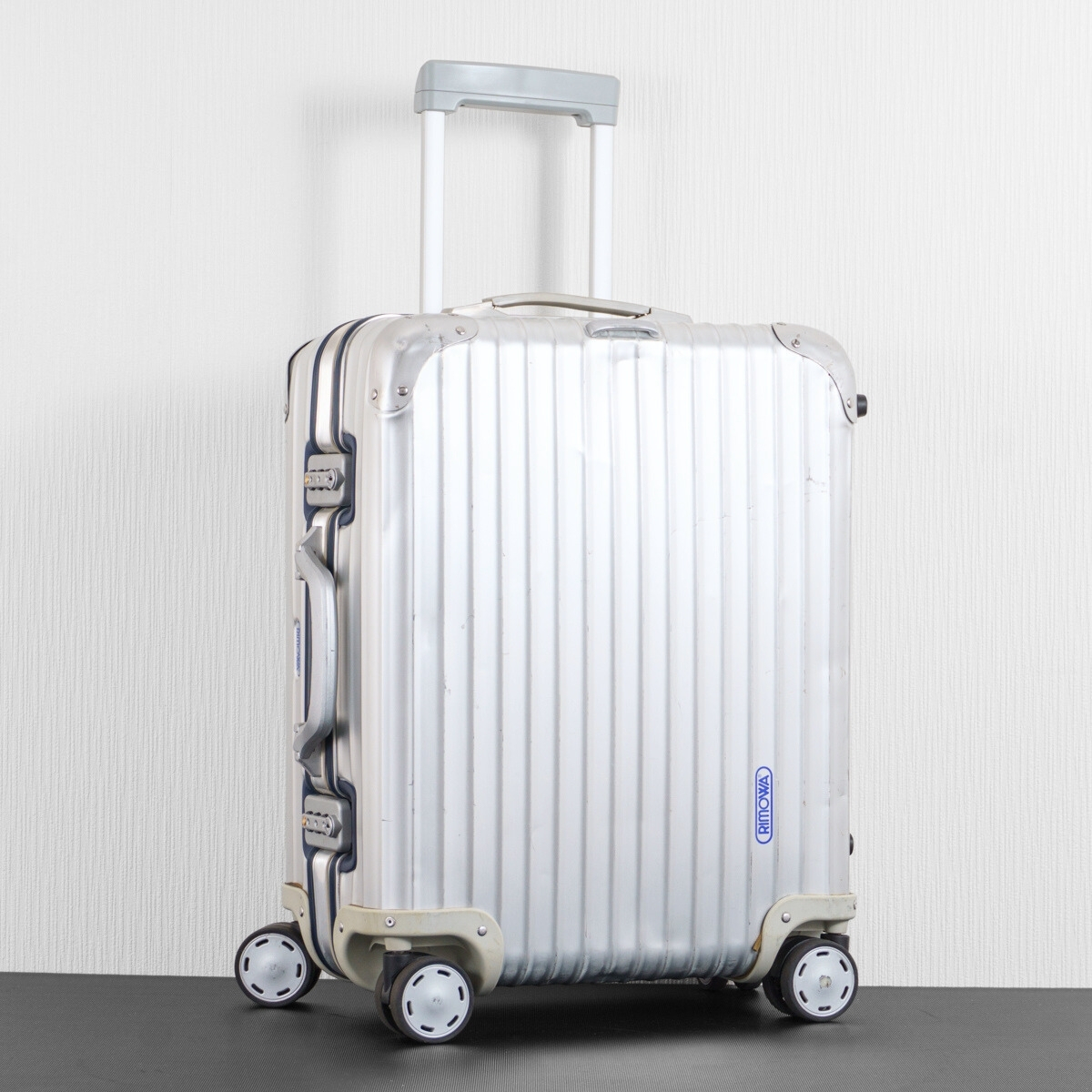 リモワ 4輪 トパーズ シルバーインテグラル 104L キャリー 楽天市場