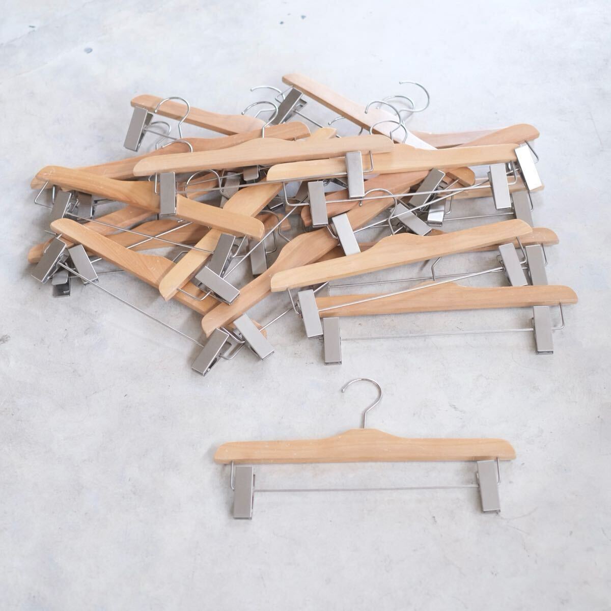 アンティークSetwell木製ウッドハンガーパンツ用3本セットD/D111